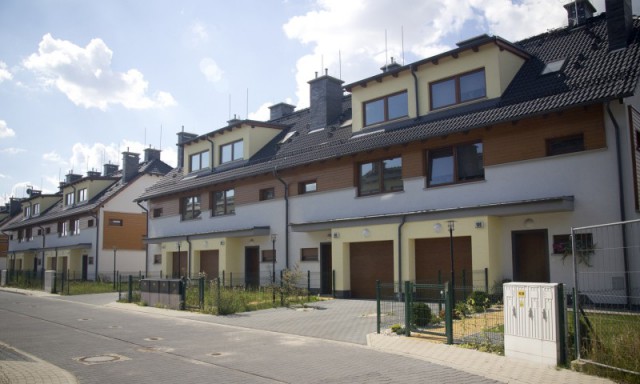 dom szeregowy, 5 pokoi Wrocław Leśnica, ul. Dolnobrzeska. Zdjęcie 2