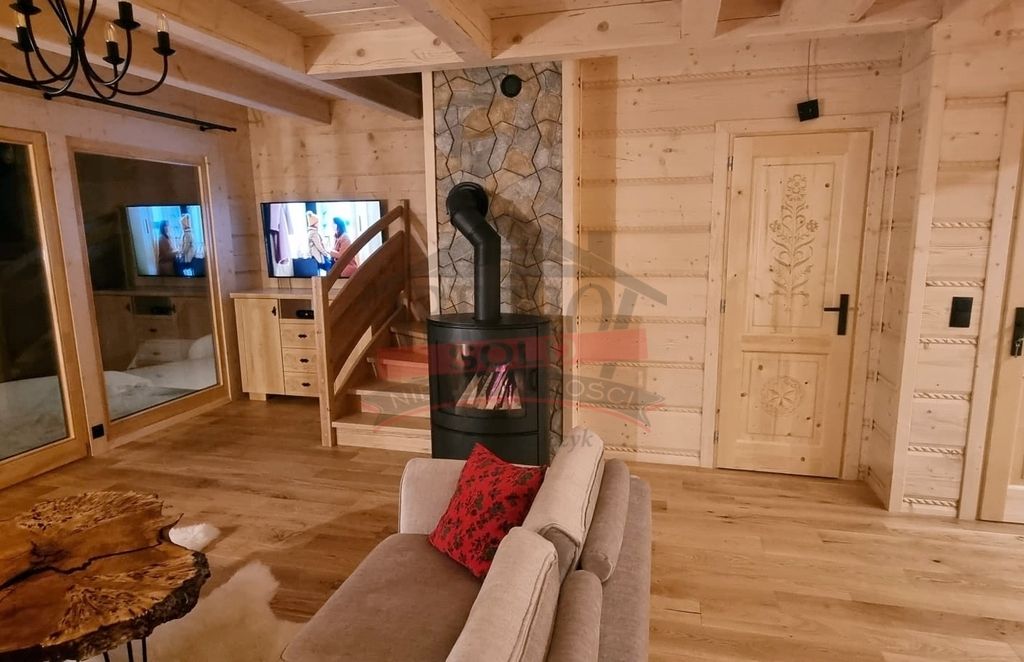 dom wolnostojący, 4 pokoje Sierockie. Zdjęcie 9