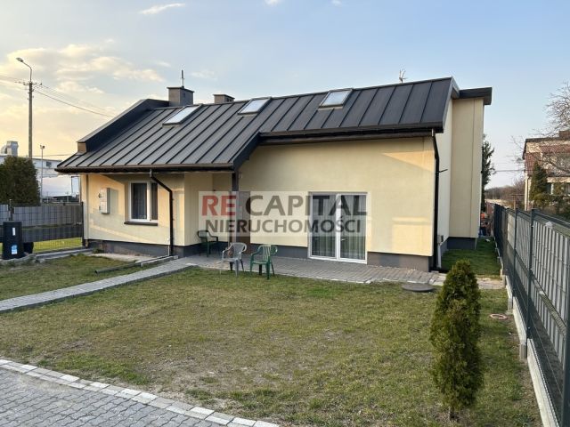 dom wolnostojący, 8 pokoi Święcice. Zdjęcie 11