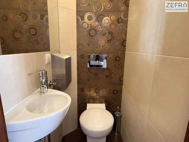 Lokal Kraków Zwierzyniec. Zdjęcie 9