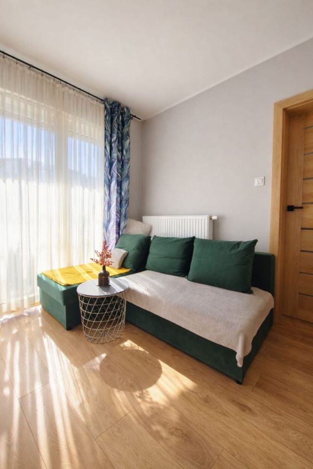 Mieszkanie 2-pokojowe Jelenia Góra Cieplice Śląskie-Zdrój. Zdjęcie 3