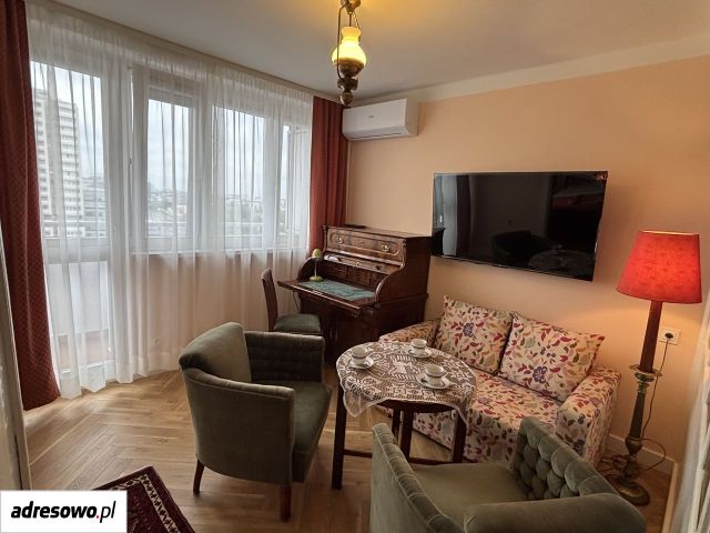 Mieszkanie 3-pokojowe Katowice Śródmieście, al. Wojciecha Korfantego. Zdjęcie 1