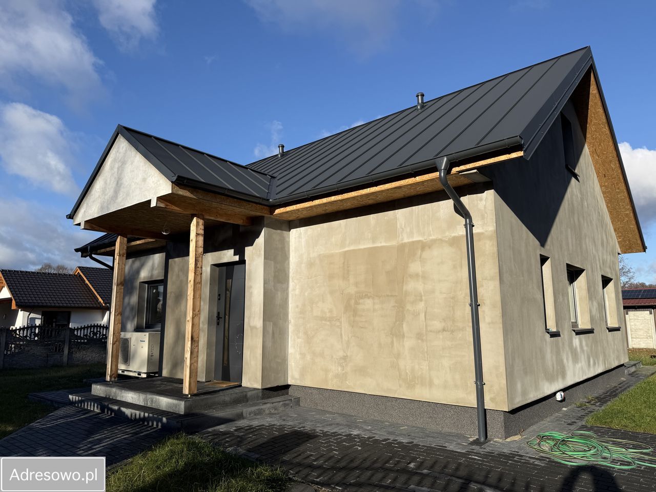 dom wolnostojący, 5 pokoi Paproć. Zdjęcie 9