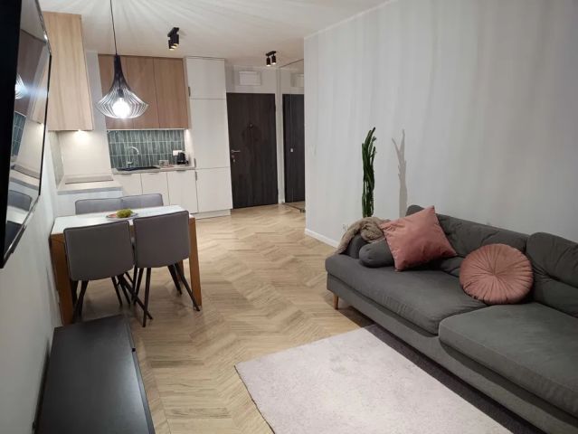 Mieszkanie 2-pokojowe Warszawa Ursus, ul. Edwarda Habicha. Zdjęcie 1