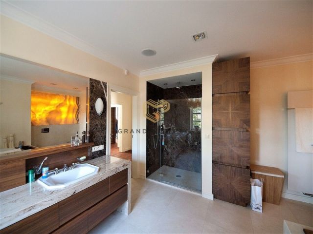 dom wolnostojący, 10 pokoi Konstancin-Jeziorna. Zdjęcie 15