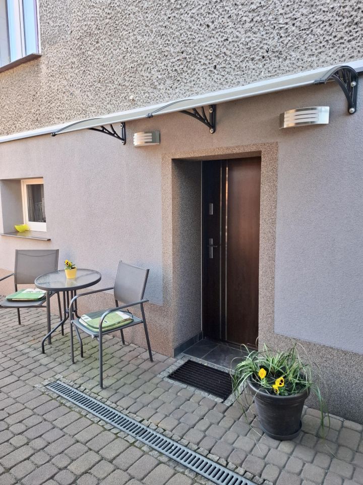 dom wolnostojący, 7 pokoi Żmigród, ul. Kwiatowa. Zdjęcie 3