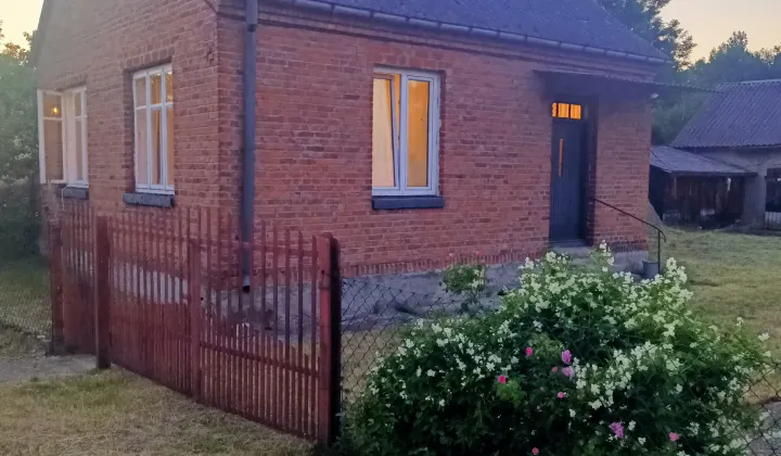 dom wolnostojący, 3 pokoje Niemojowice, Niemojowice