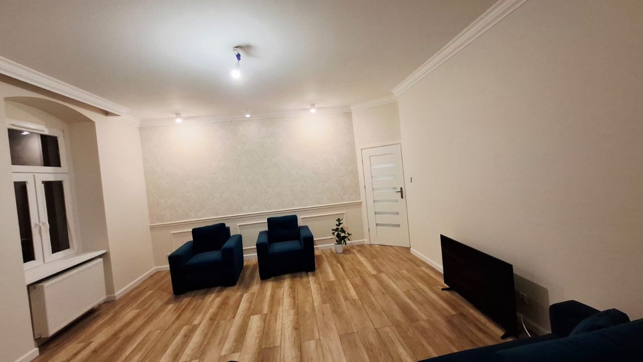 Mieszkanie 3-pokojowe Legnica, ul. Żwirki i Wigury. Zdjęcie 3