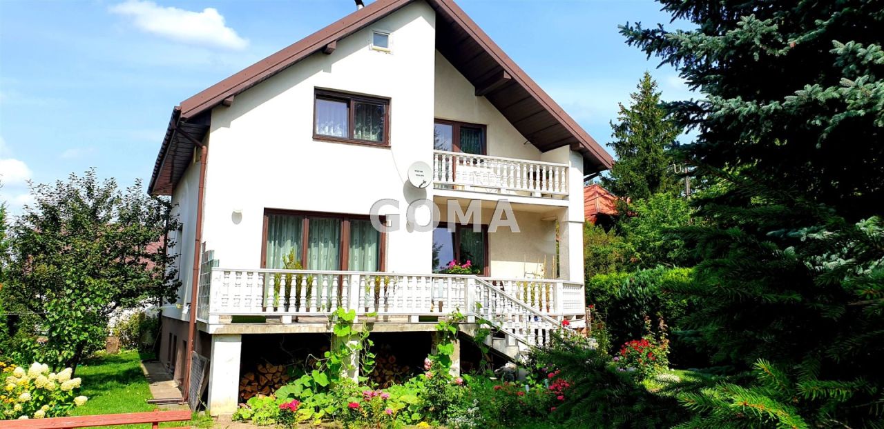 dom wolnostojący, 5 pokoi Wiązowna. Zdjęcie 1