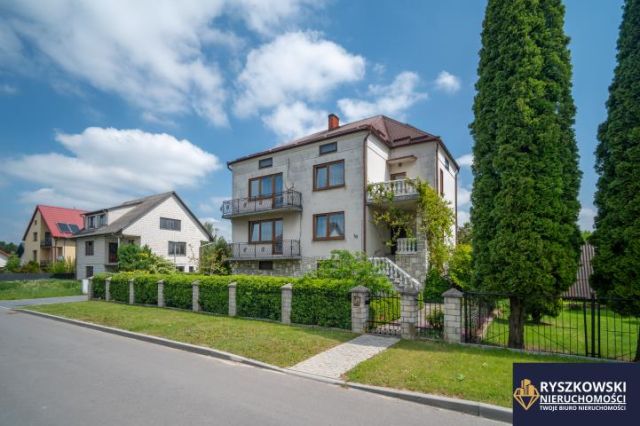 dom wolnostojący, 8 pokoi Szczebrzeszyn, ul. Parkowa. Zdjęcie 1