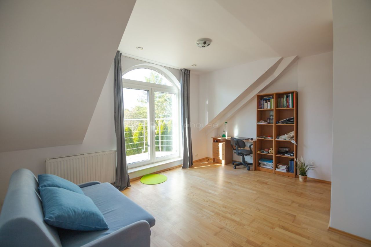 dom wolnostojący, 6 pokoi Stanisławów Pierwszy. Zdjęcie 7