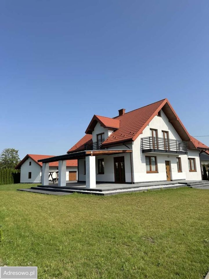 dom wolnostojący, 5 pokoi Borowie, ul. Miła