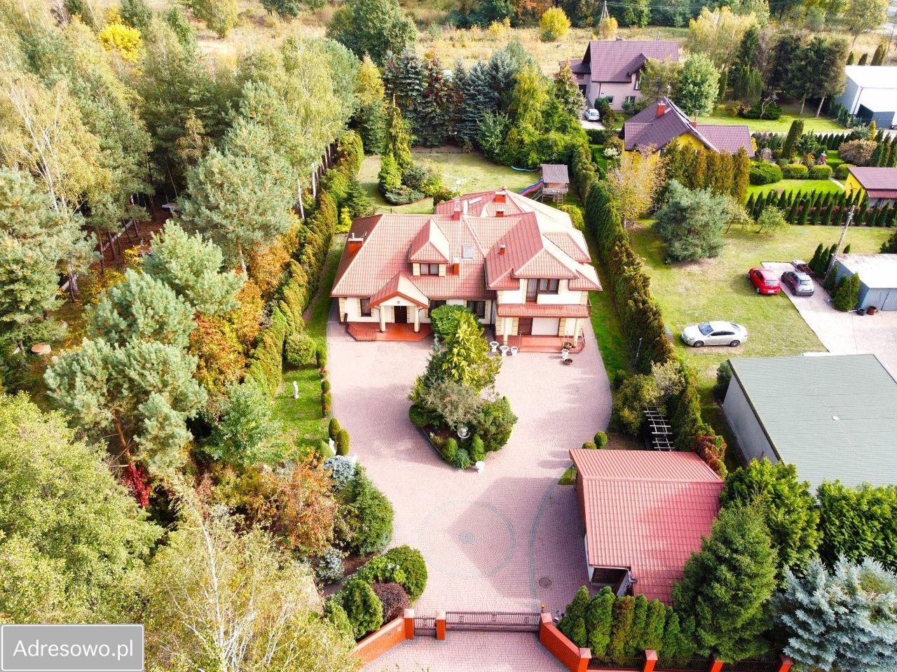 dom wolnostojący, 5 pokoi Urzut, ul. Lazurowa. Zdjęcie 3