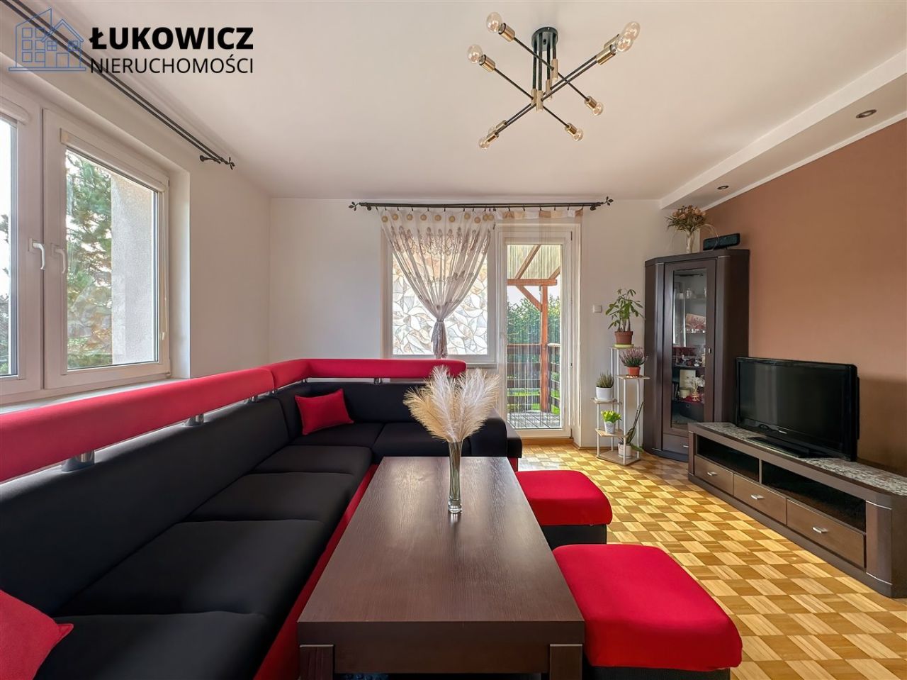 Mieszkanie 3-pokojowe Bielsko-Biała Komorowice Krakowskie. Zdjęcie 1