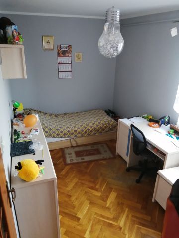 Mieszkanie 4-pokojowe Koło Blizna, ul. PCK. Zdjęcie 1