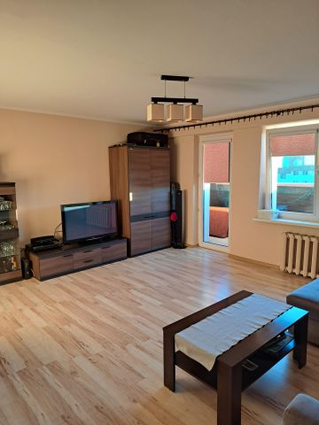 Mieszkanie 3-pokojowe Giżycko, ul. Jagiełły. Zdjęcie 1