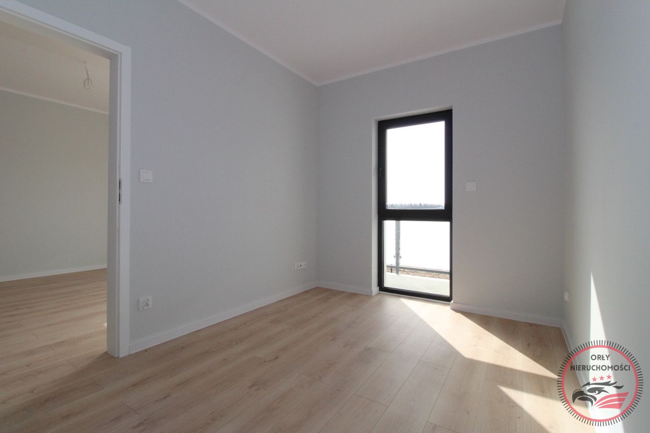 Mieszkanie 3-pokojowe Rojewo. Zdjęcie 17