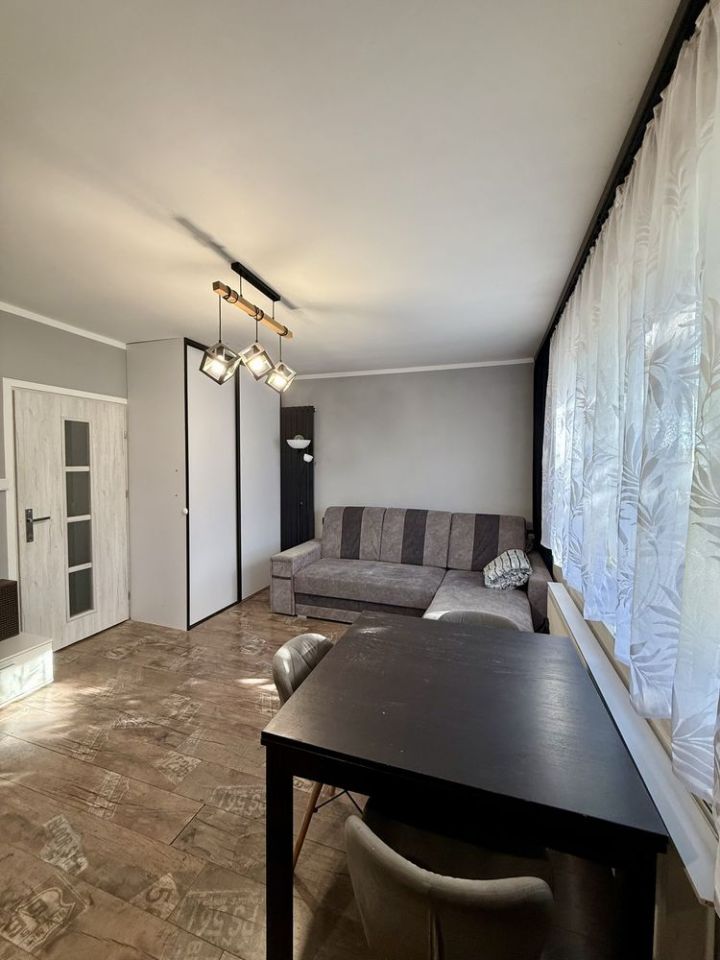 bliźniak, 2 pokoje Kobiór. Zdjęcie 5