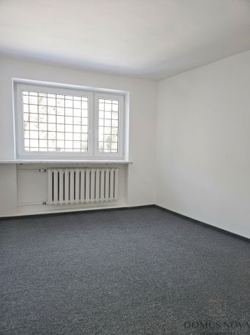 Biuro Warszawa Saska Kępa, ul. Dąbrowiecka. Zdjęcie 11