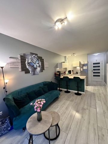 Mieszkanie 3-pokojowe Marki, ul. Sowia. Zdjęcie 1