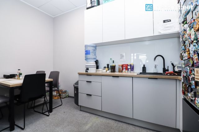 Biuro Kraków Łagiewniki-Borek Fałęcki, ul. Józefa Marcika. Zdjęcie 11