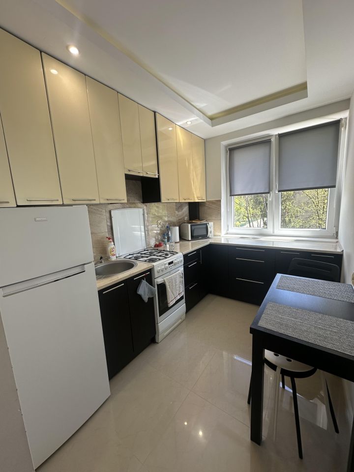Mieszkanie 2-pokojowe Warszawa Stegny, ul. Kaukaska. Zdjęcie 9