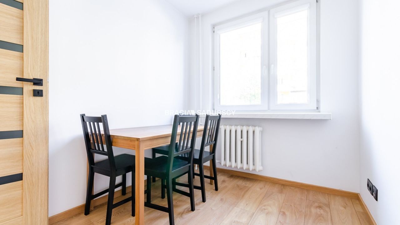 Mieszkanie 3-pokojowe Kraków Mistrzejowice, os. Piastów. Zdjęcie 17