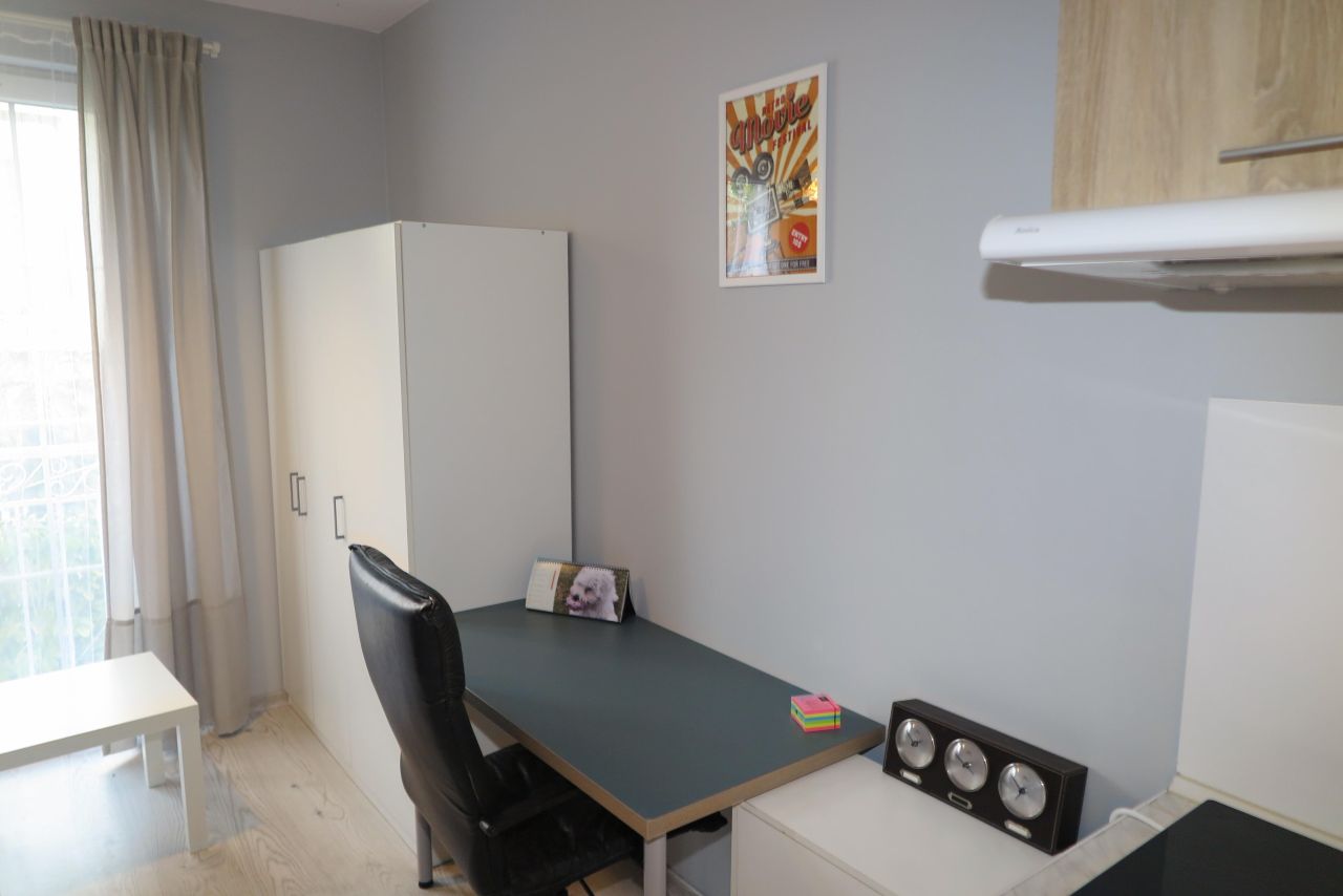 kamienica, 12 pokoi Warszawa Włochy, ul. Bolesława Chrobrego. Zdjęcie 9