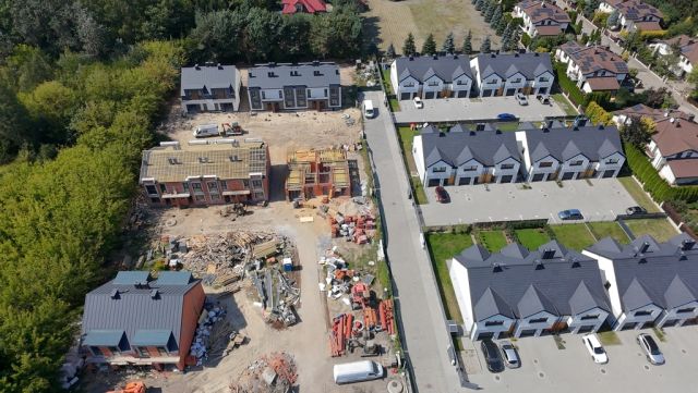 dom szeregowy, 4 pokoje Janki. Zdjęcie 6