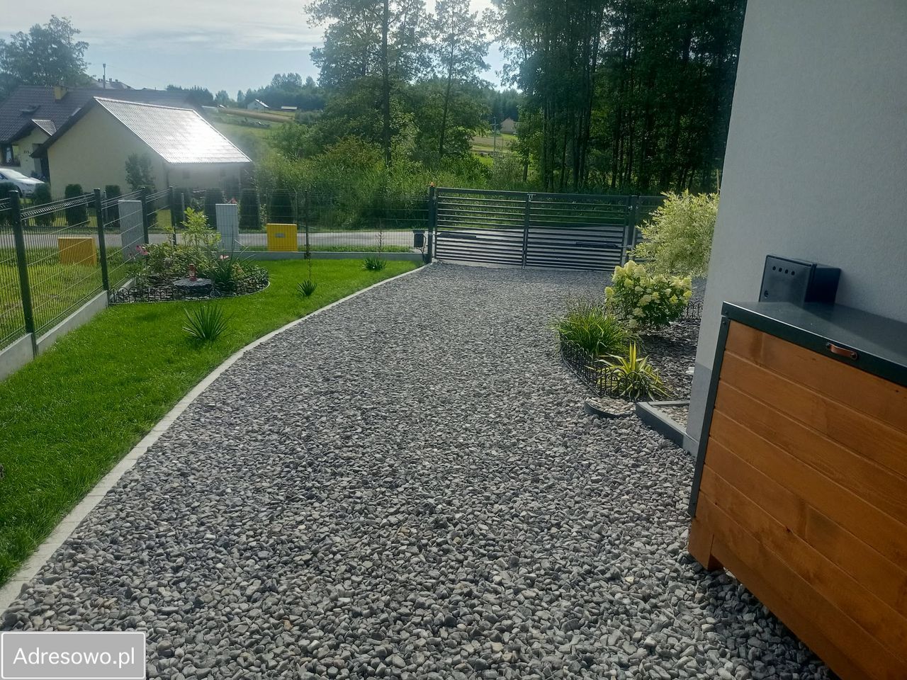 dom wolnostojący, 4 pokoje Brzezówka. Zdjęcie 4