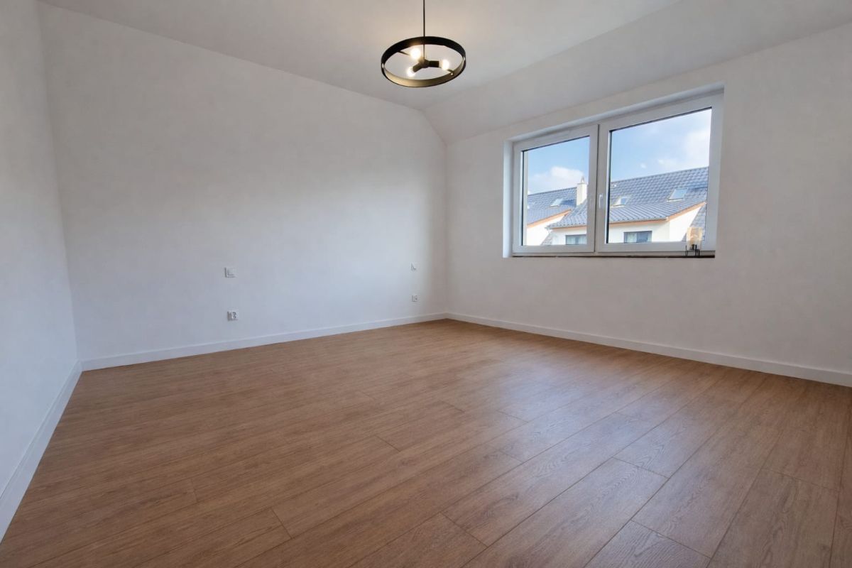 Mieszkanie 3-pokojowe Jelenia Góra Zabobrze, ul. Witolda Lutosławskiego. Zdjęcie 16