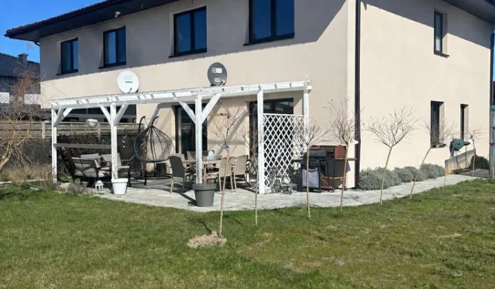 bliźniak, 4 pokoje Strzeżenice