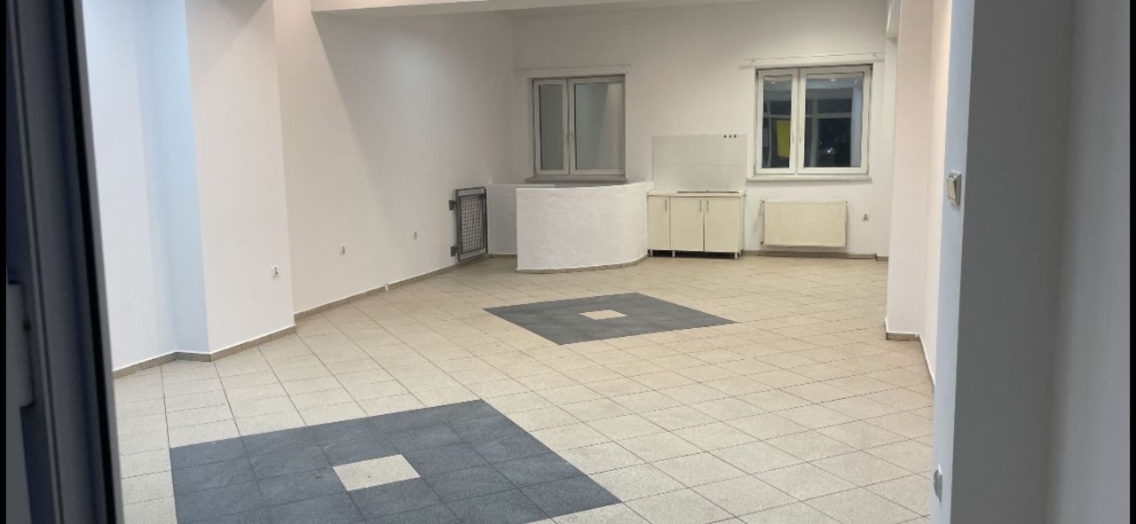 Lokal Złotów, ul. Bohaterów Westerplatte. Zdjęcie 2