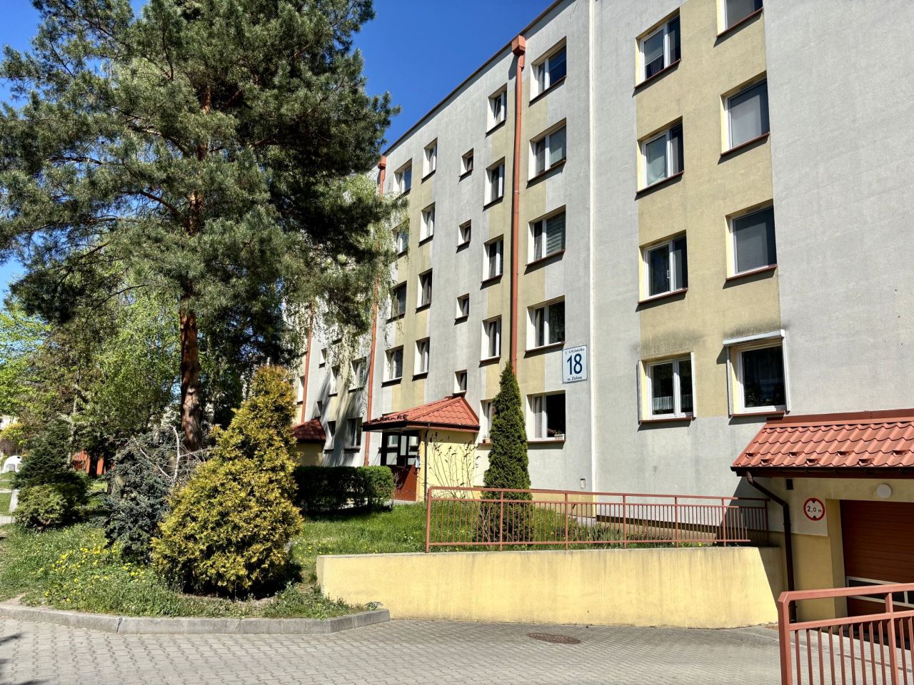 Mieszkanie 2-pokojowe Tarnów Rzędzin, os. Zielone. Zdjęcie 4