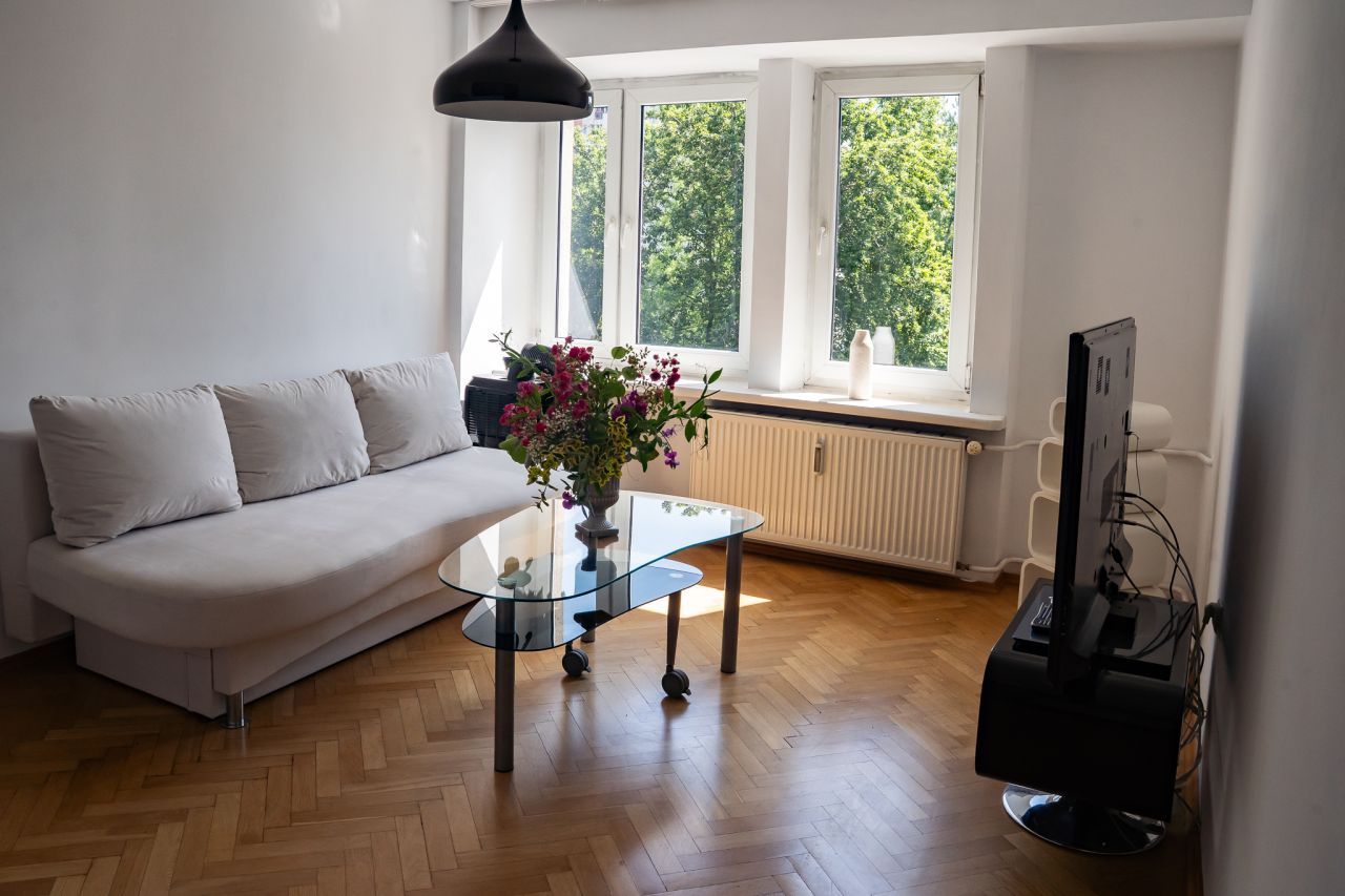 Mieszkanie 2-pokojowe Katowice Śródmieście, ul. Uniwersytecka. Zdjęcie 2