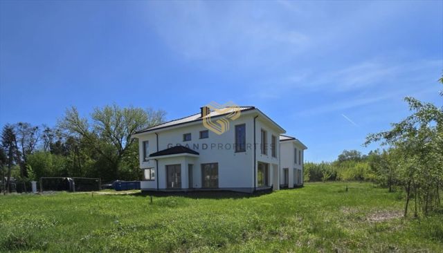 bliźniak, 7 pokoi Konstancin-Jeziorna. Zdjęcie 4