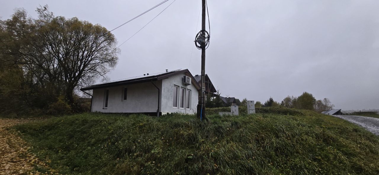 dom wolnostojący, 3 pokoje Lutowiska. Zdjęcie 3