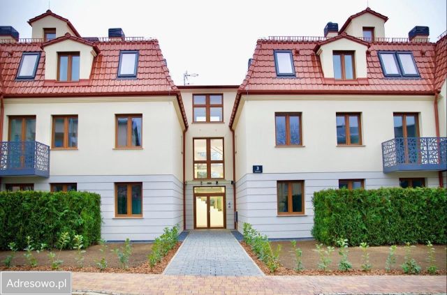 Mieszkanie 3-pokojowe Oborniki Śląskie, ul. Górna. Zdjęcie 1