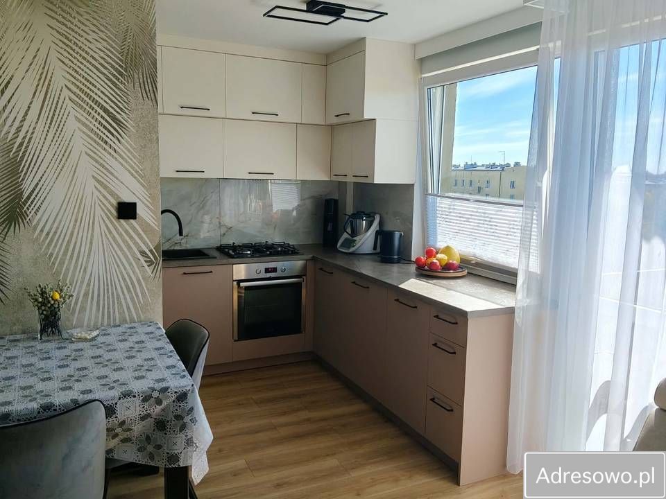 Mieszkanie 3-pokojowe Grójec. Zdjęcie 3