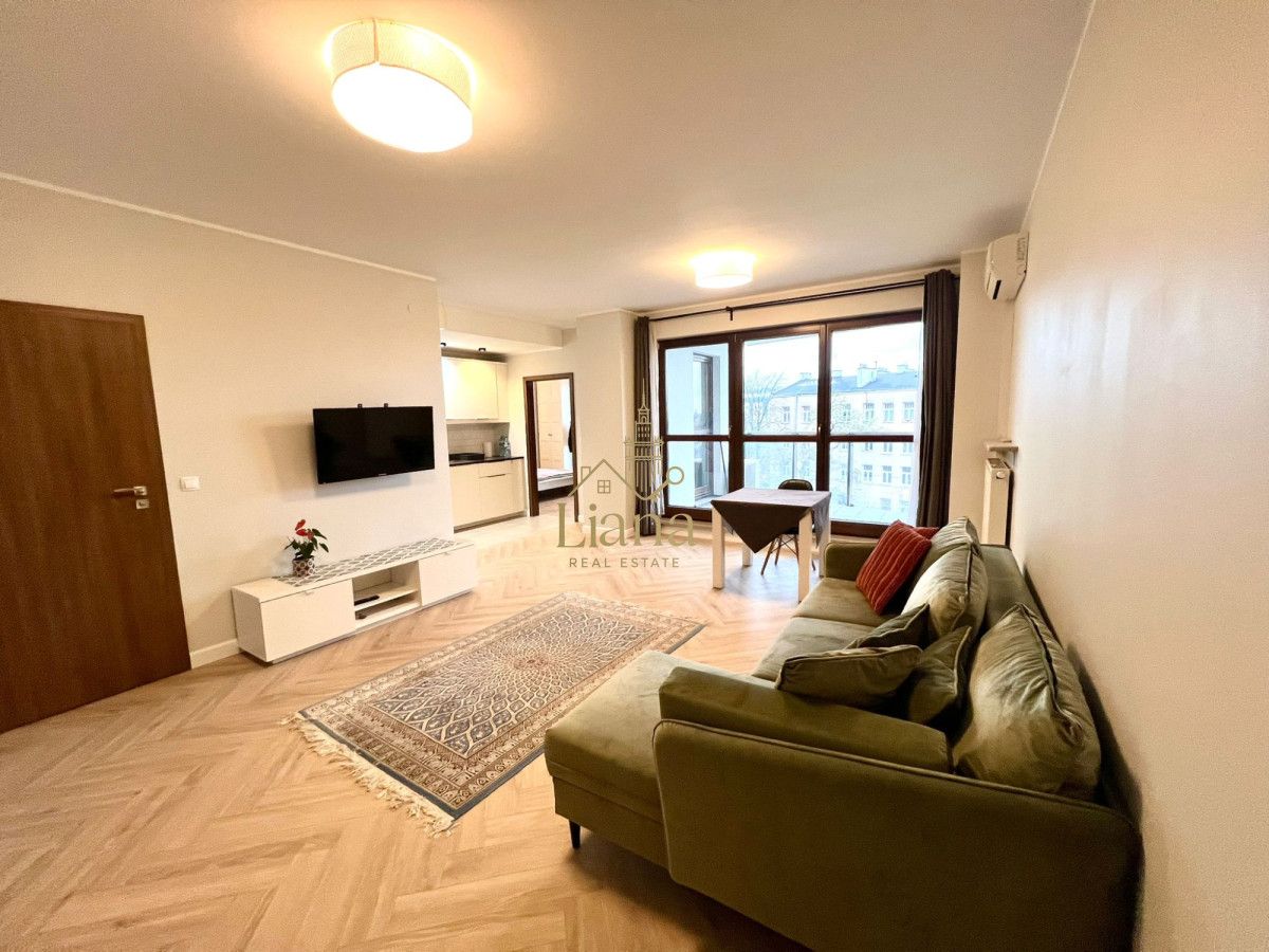 Mieszkanie 2-pokojowe Warszawa Ochota, ul. Bitwy Warszawskiej 1920 r.. Zdjęcie 1