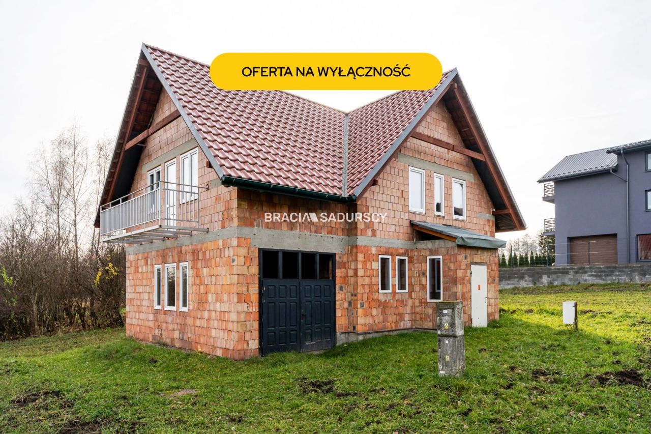 dom wolnostojący, 5 pokoi Krzeszowice, ul. Żbicka. Zdjęcie 1