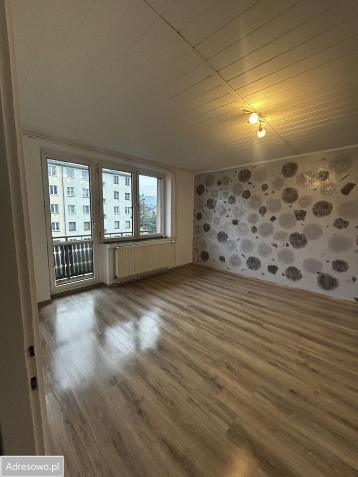 Mieszkanie 2-pokojowe Węgierska Górka, os. XX-lecia II RP. Zdjęcie 2