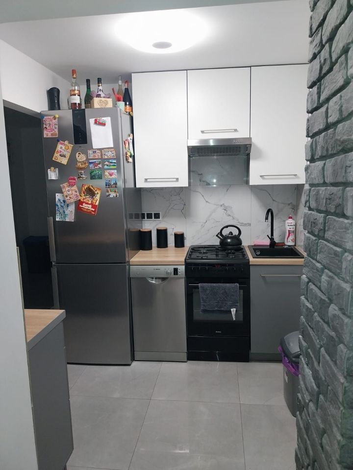 Mieszkanie 3-pokojowe Derczewo. Zdjęcie 3