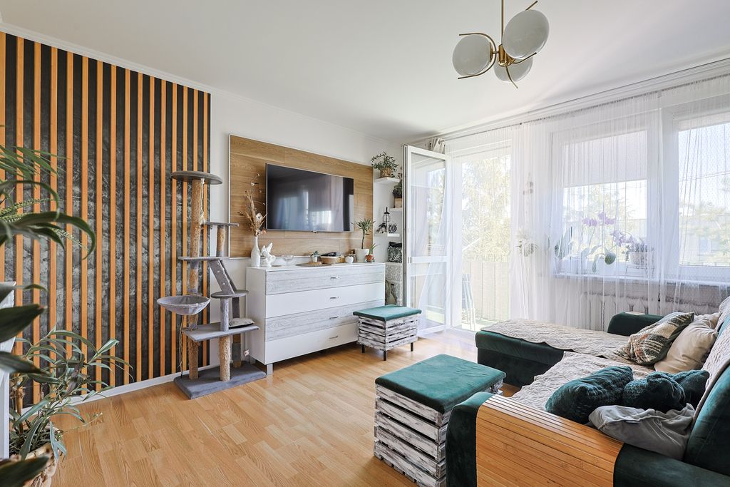 Mieszkanie 3-pokojowe Krosno, ul. Joachima Lelewela. Zdjęcie 2