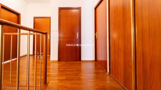 dom szeregowy, 5 pokoi Kraków Zwierzyniec, ul. Brzegowa. Zdjęcie 10