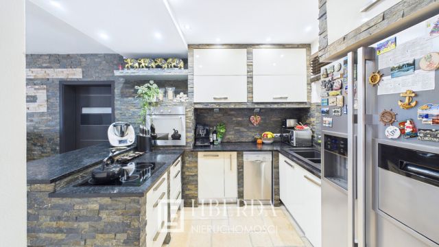 dom wolnostojący, 4 pokoje Motycz. Zdjęcie 5