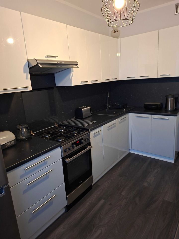 Mieszkanie 3-pokojowe Głuszyca. Zdjęcie 3