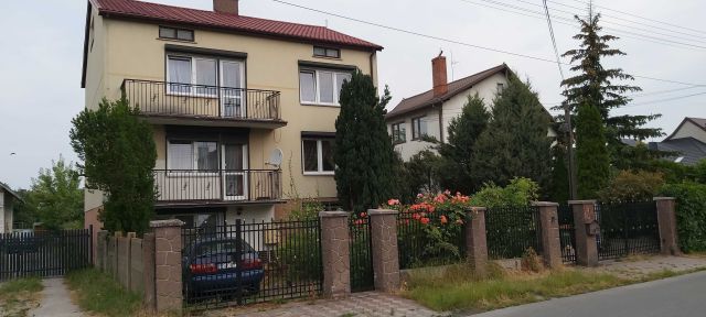 dom wolnostojący, 6 pokoi Skierniewice, ul. Północna. Zdjęcie 1