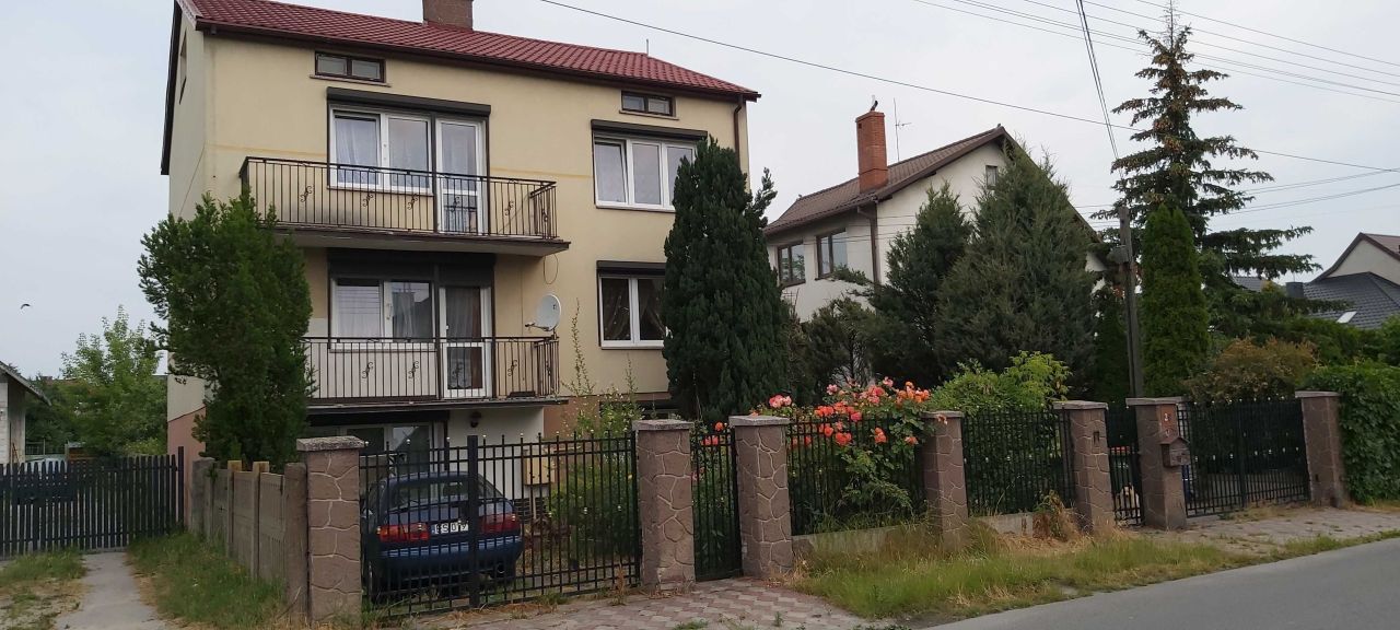 dom wolnostojący, 6 pokoi Skierniewice, ul. Północna