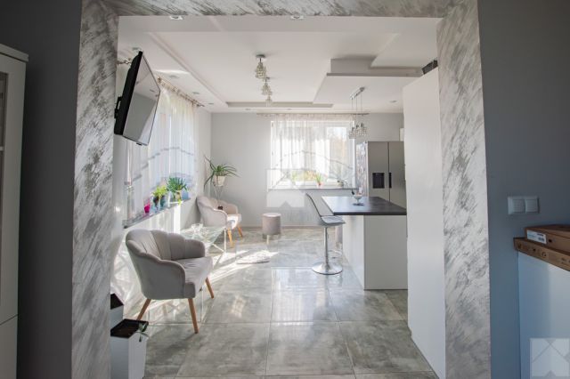 dom wolnostojący, 5 pokoi Skolin. Zdjęcie 5